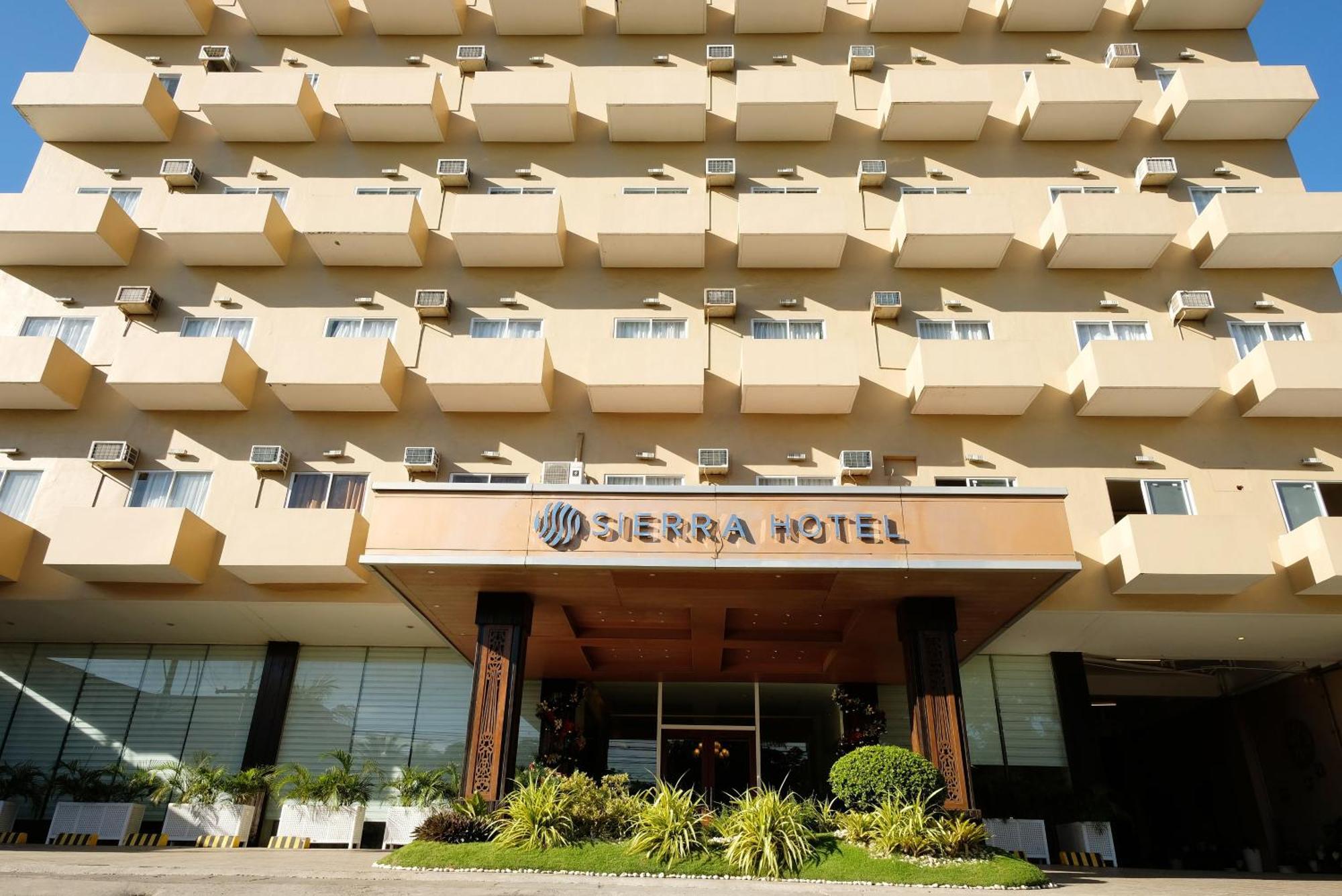 Hotel Dumaguete Dumaguete City Exterior photo